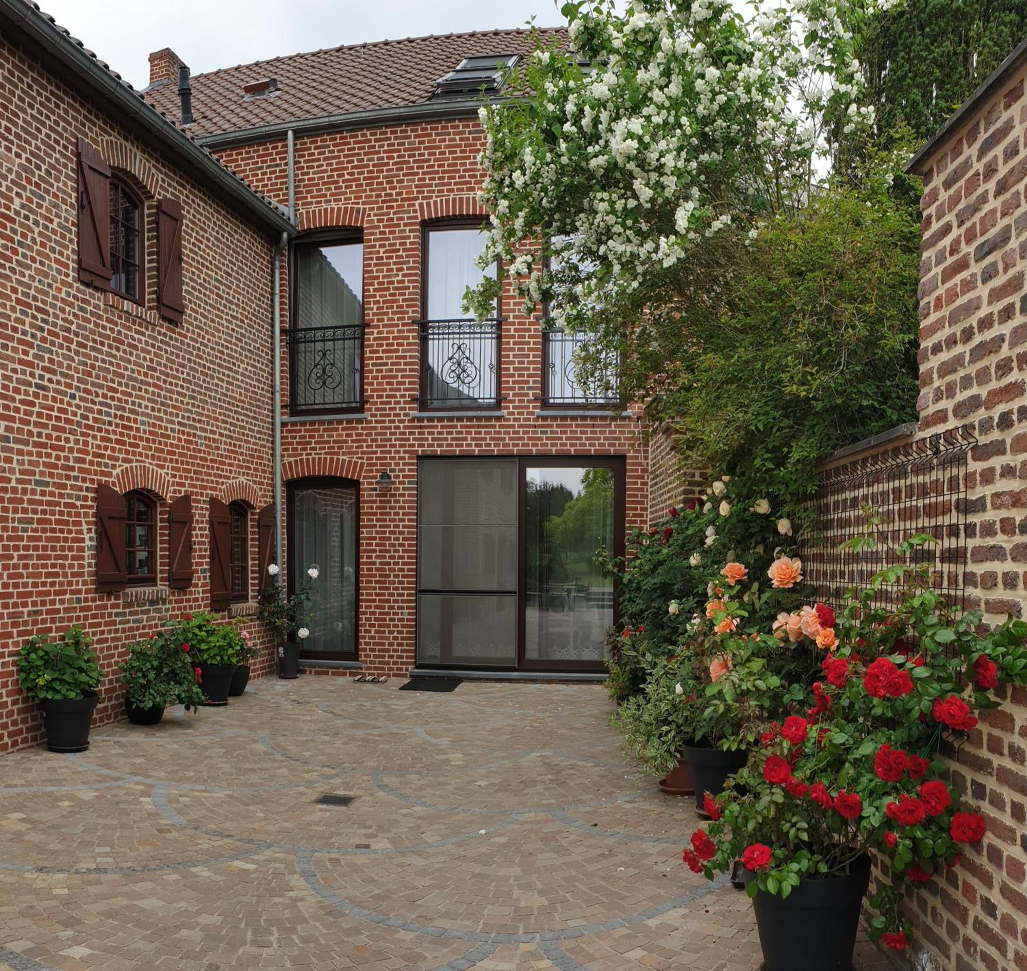 B&B Secret Garden Adults Only Voeren Exterior foto